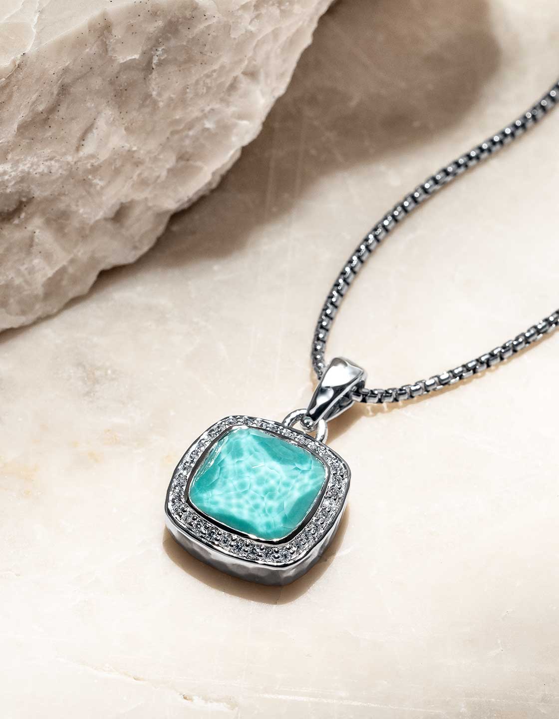 Faceted quartz layered over color in Laguna Key