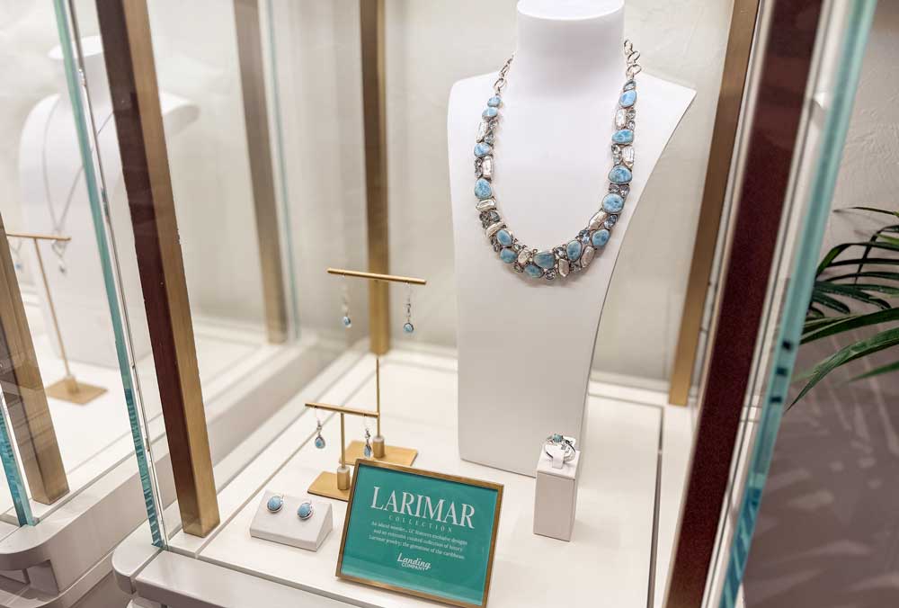 Landing Company Larimar in Sarasota
