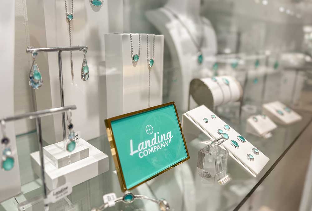 Landing Company Sarasota Jewelry Macro