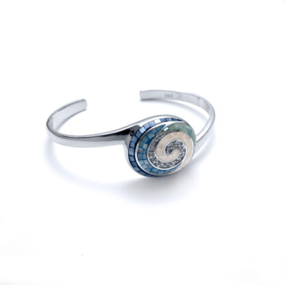 Mosaic Shell Capri Wave Bracelet