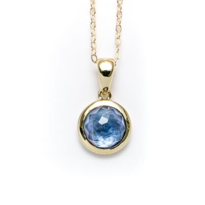 Luminous Shore Round Gold Necklace