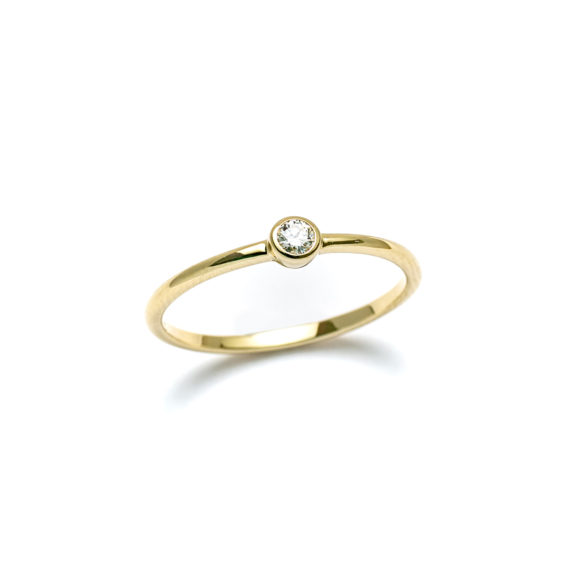 Classic Diamond Ring