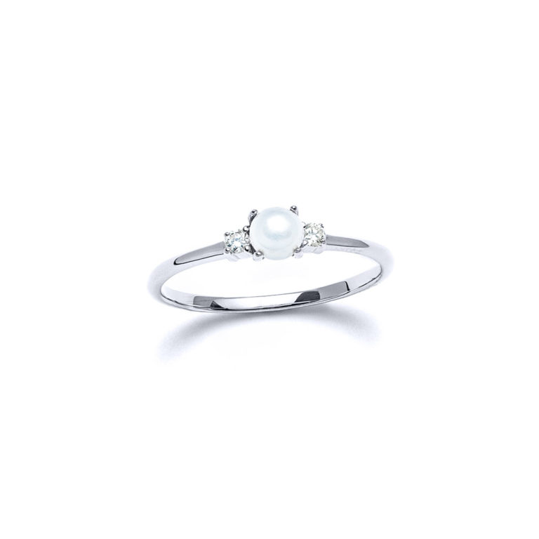 Mini Pearl & Diamond Ring