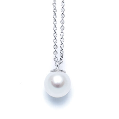 Classic Pearl Necklace