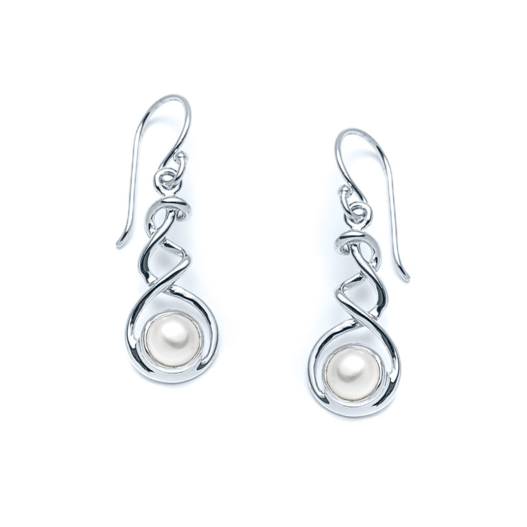Pearl Ribbon Earrings