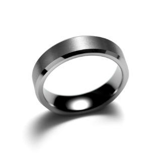 Modern Tungsten Mid Ring