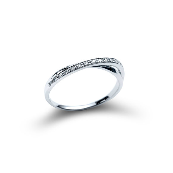 Mini Crossover Diamond Ring