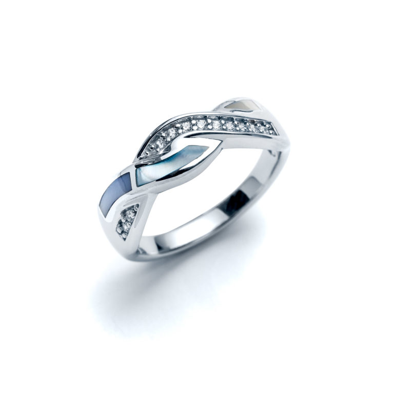 Capri Crossover Ring