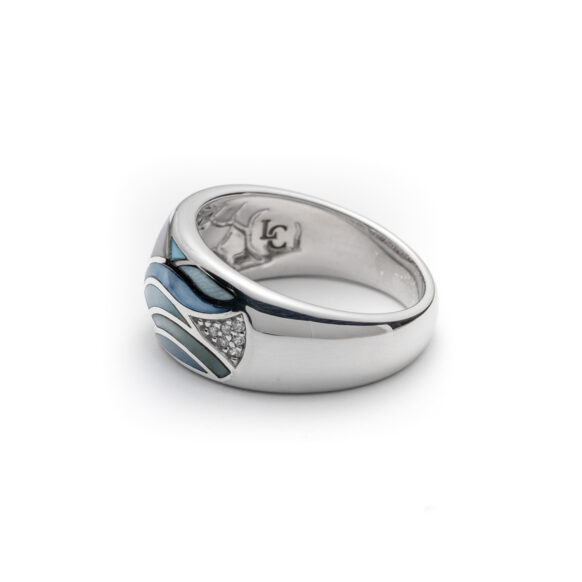 Capri Royal Palm Ring Side