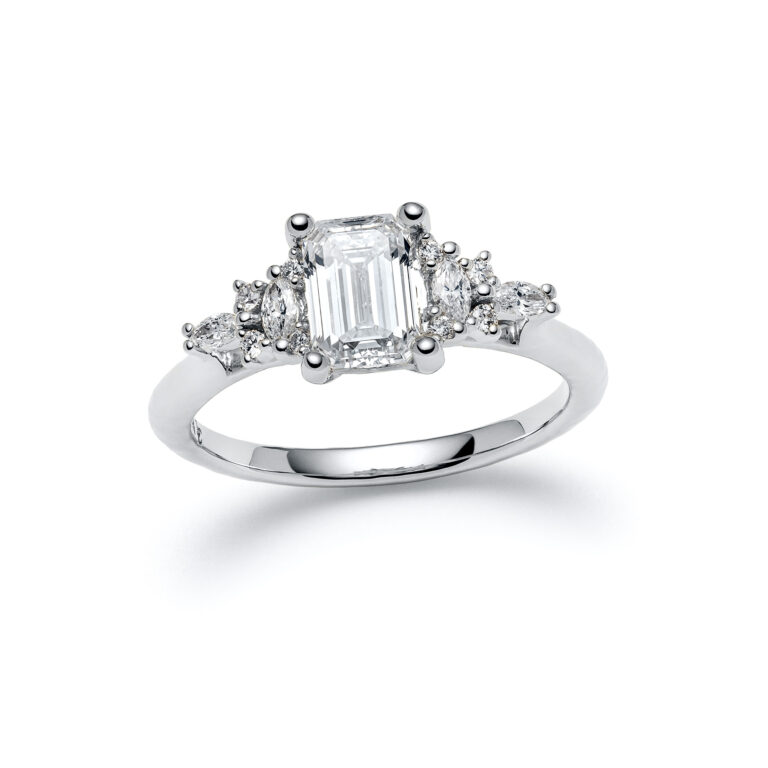 Avilaine Emerald White Gold Diamond Ring